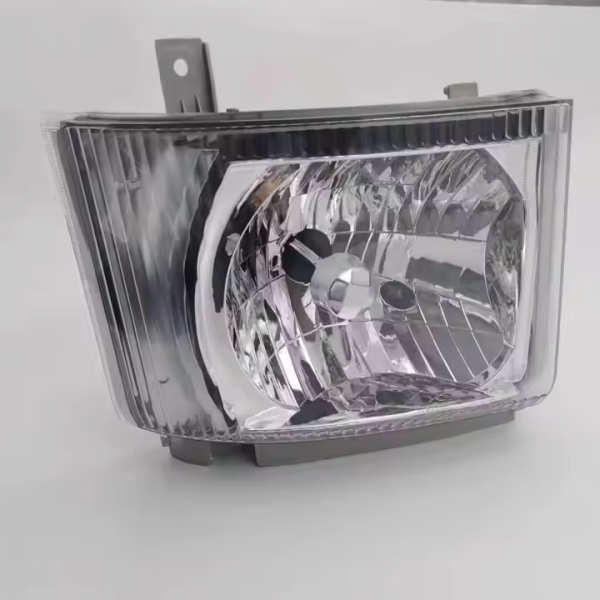 High Quality Isuzu NPR ELF NQR Headlight Assembly Headlamp for Truck Light Parts - Image 4